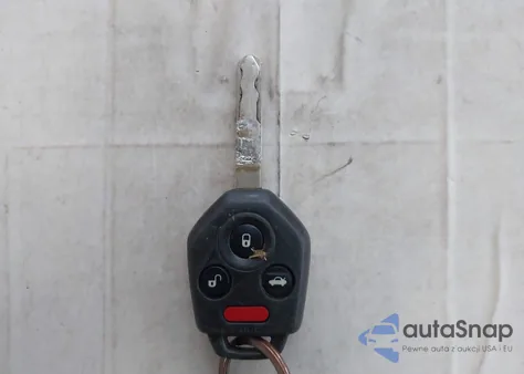 2013 Subaru Outback 2.5I Limited z USA, uszkodzony, nr VIN 4S4BRBKC0D3290841